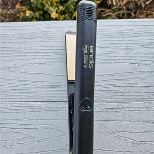 ANDIS 67095 1" ceramic clamp professional hair straightening flat iron pre owned